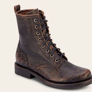 Frye Veronica Combat Boot Size 10M EUC